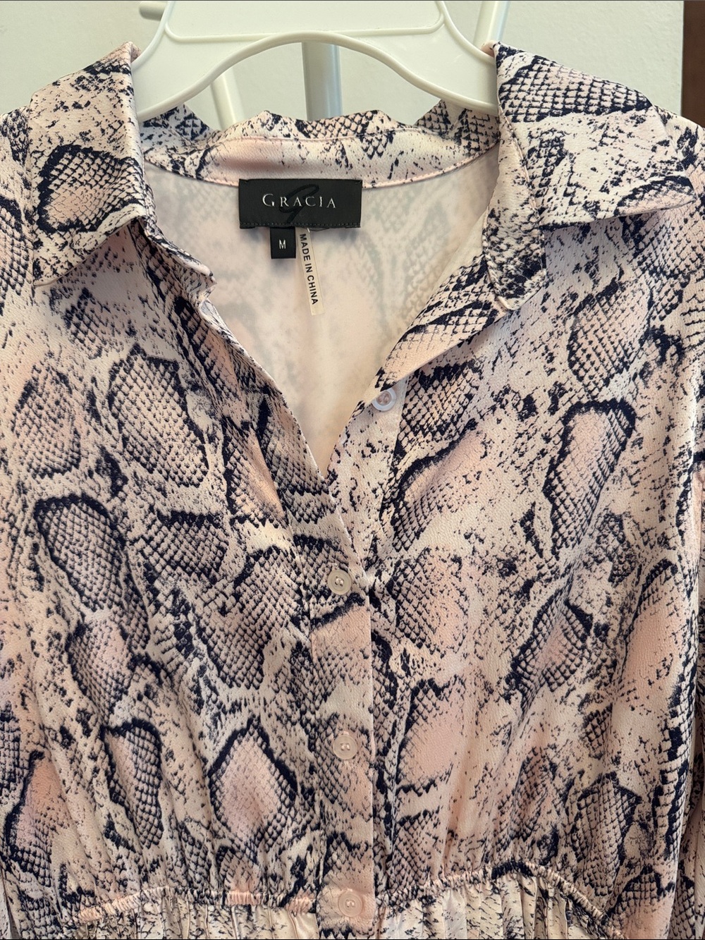 Gracia Long-Sleeve Pink and Black Snakeskin Shirt Dress - Picture 2 of 2